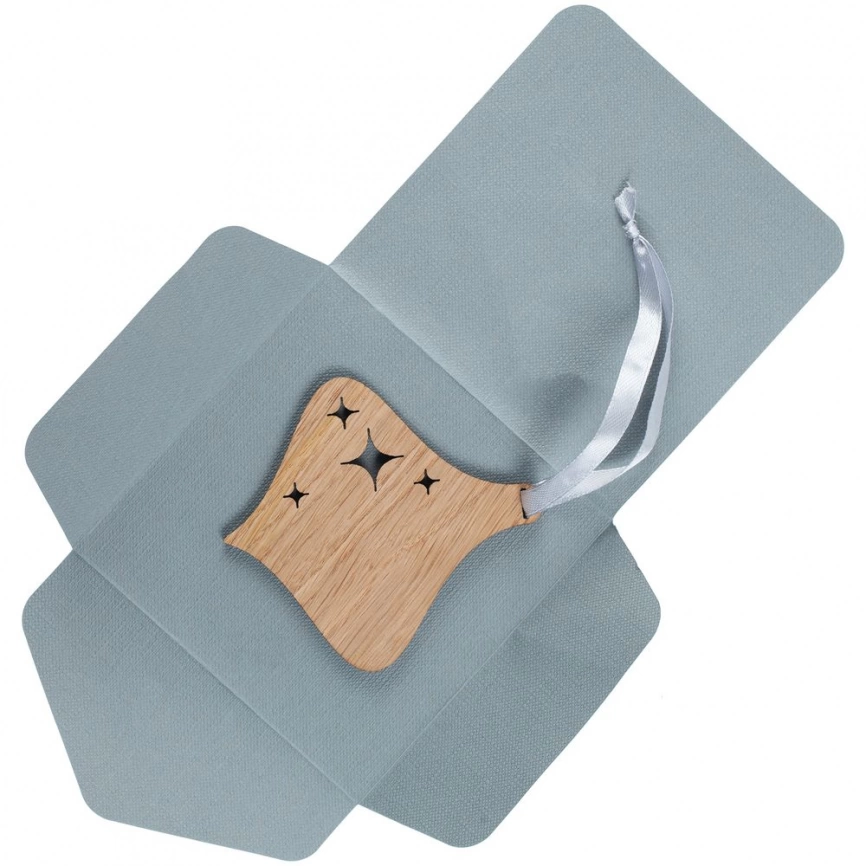 Деревянная подвеска Carving Oak, в форме елочной игрушки фото 3