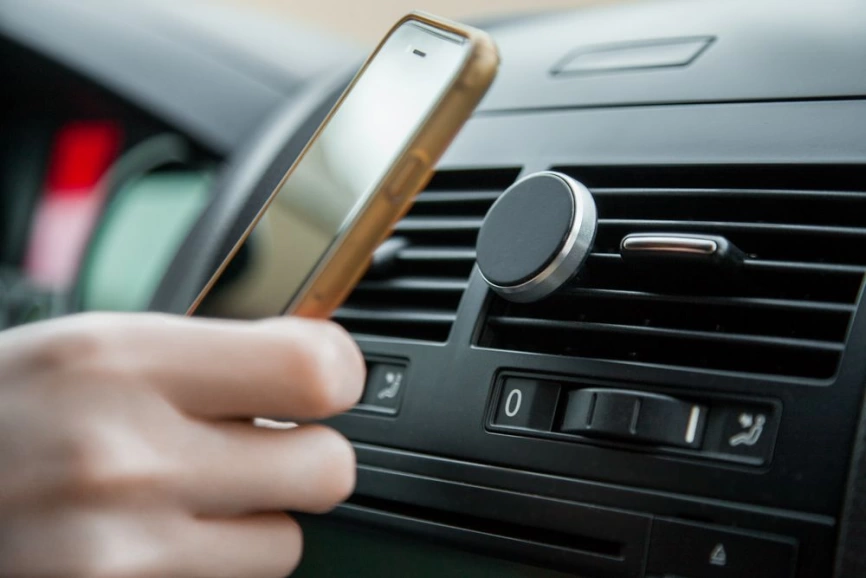 Магнитный держатель для смартфонов Cinch фото 3