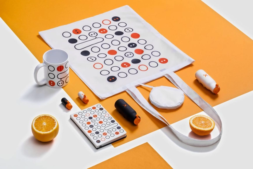 Внешний аккумулятор My Powerful Pig 2800 мАч, черный фото 3