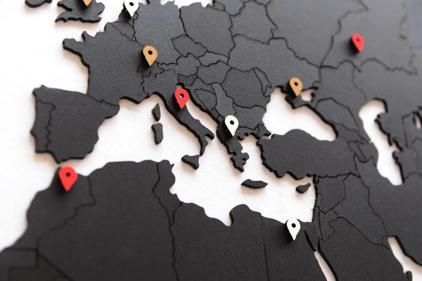 Деревянная карта мира World Map True Puzzle Large, черная фото 5