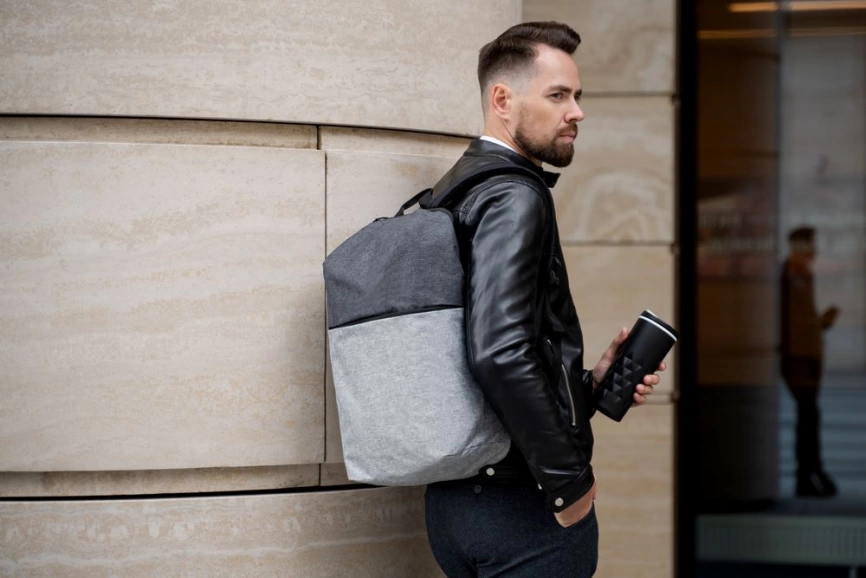 Термостакан Relief, черный с белым фото 7