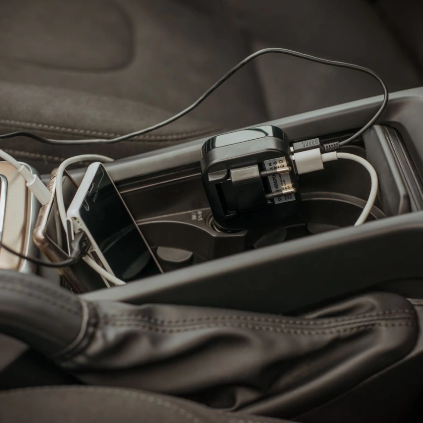 Зарядное устройство Vemork, черное фото 4