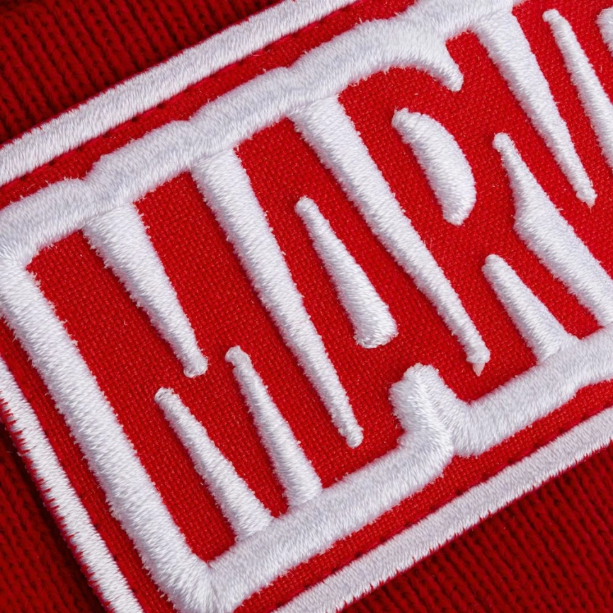 Шапка с вышивкой Marvel, красная фото 4