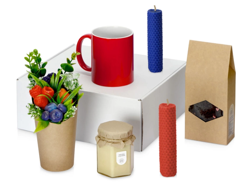 Подарочный набор Ягодный сад с чаем, свечами, кружкой, крем-медом, мылом фото 1