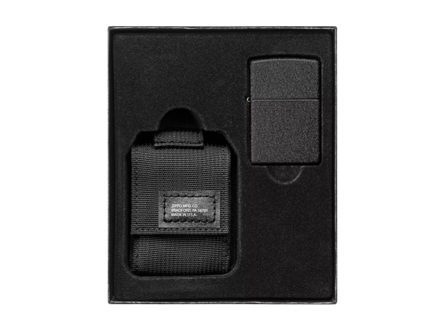 Набор ZIPPO: чёрная зажигалка Black Crackle® и чёрный нейлоновый чехол, в подарочной коробке фото 2
