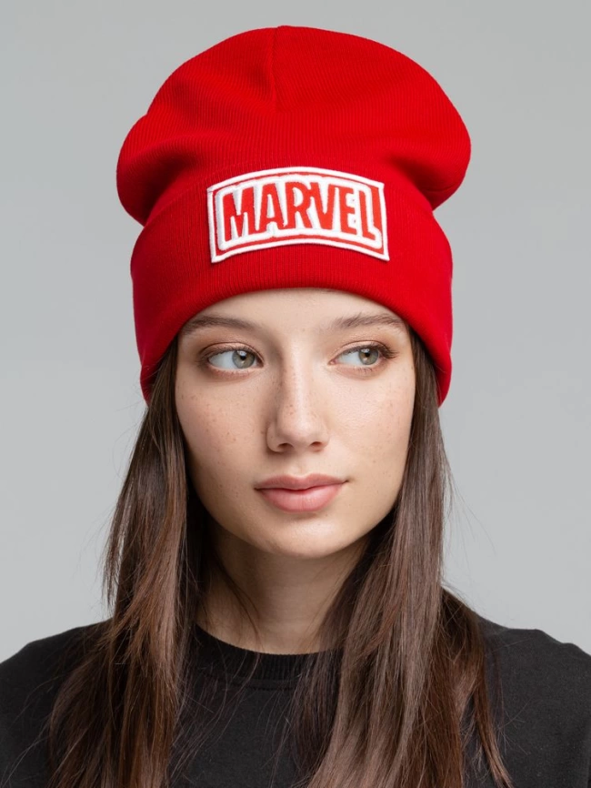 Шапка с вышивкой Marvel, красная фото 3