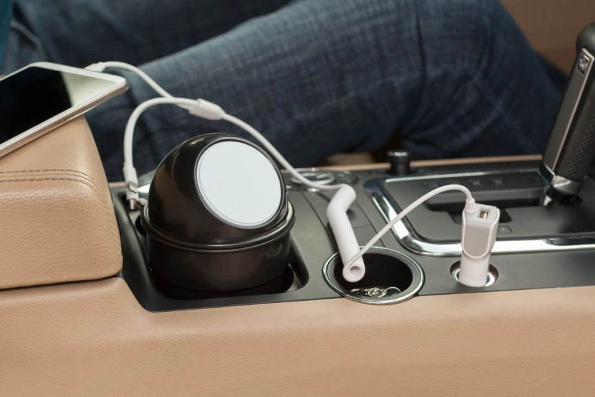 Автомобильное зарядное устройство High Ride, белое фото 7