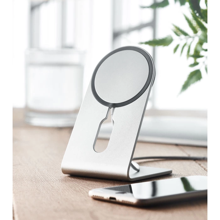 Устройство зарядное фото 2